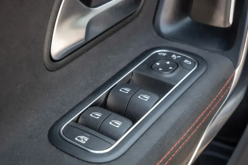 Mercedes-Benz CLA 180 din 2025 cu 12.000 km - oferta MER146462 - foto 16