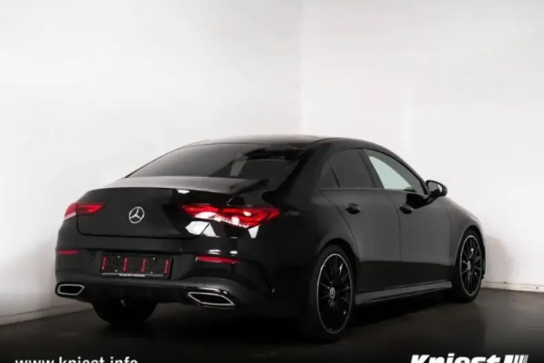 Mercedes-Benz CLA 180 din 2023 cu 41.237 km - oferta MER146467 - foto 2