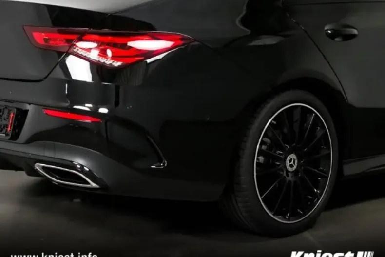 Mercedes-Benz CLA 180 din 2023 cu 41.237 km - oferta MER146467 - foto 4