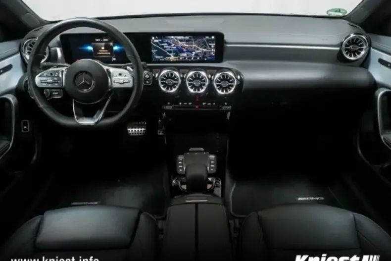 Mercedes-Benz CLA 180 din 2023 cu 41.237 km - oferta MER146467 - foto 6