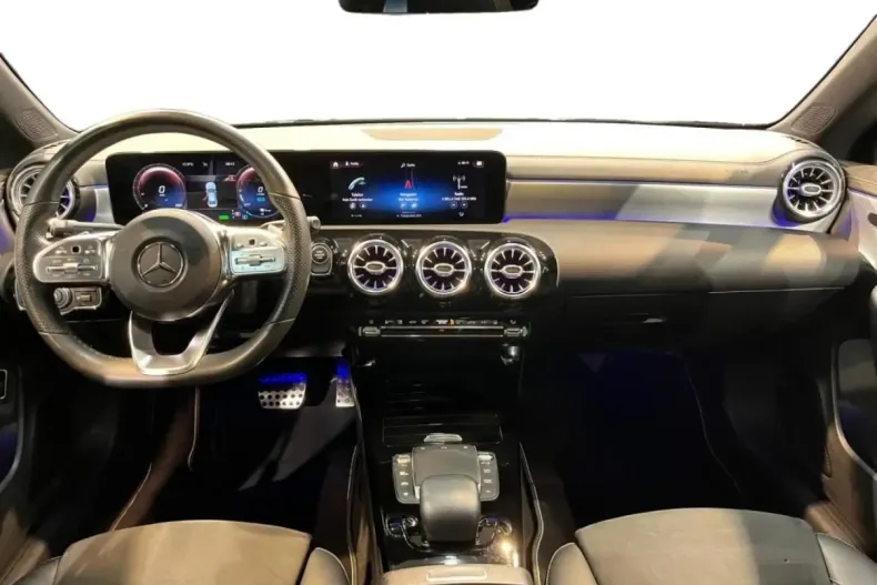 Mercedes-Benz CLA 250 din 2020 cu 103.058 km - oferta MER146485 - foto 14