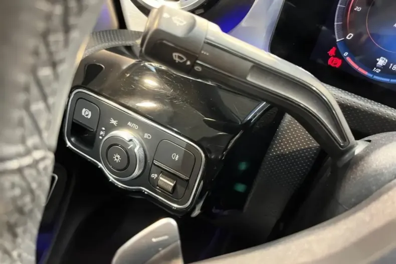 Mercedes-Benz CLA 250 din 2020 cu 103.058 km - oferta MER146485 - foto 16