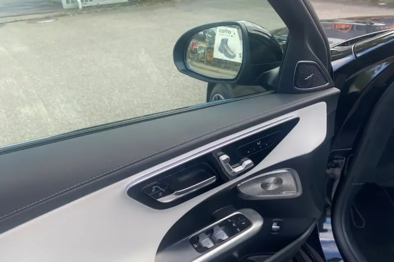 Mercedes-Benz C 180 din 2024 cu 23.000 km - oferta MER146486 - foto 4