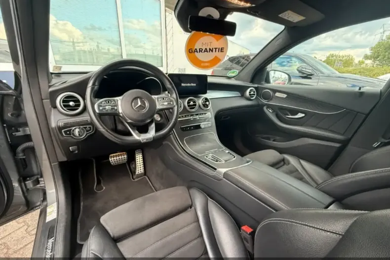 Mercedes-Benz GLC 300 din 2020 cu 71.900 km - oferta MER146495 - foto 16