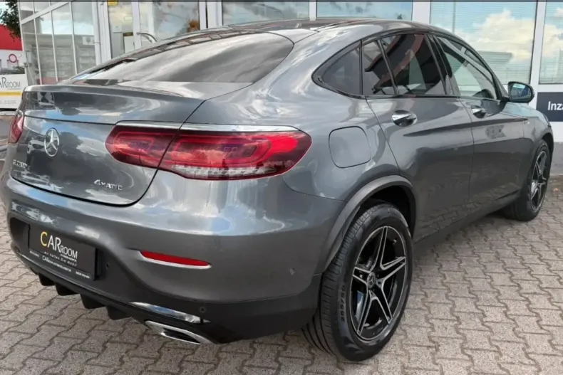 Mercedes-Benz GLC 300 din 2020 cu 71.900 km - oferta MER146495 - foto 17