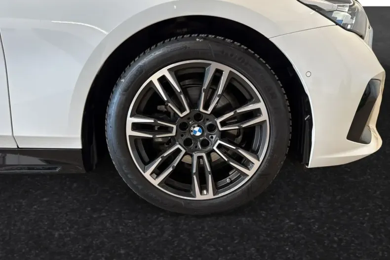 BMW 520 din 2024 cu 13.659 km - oferta BMW146496 - foto 3