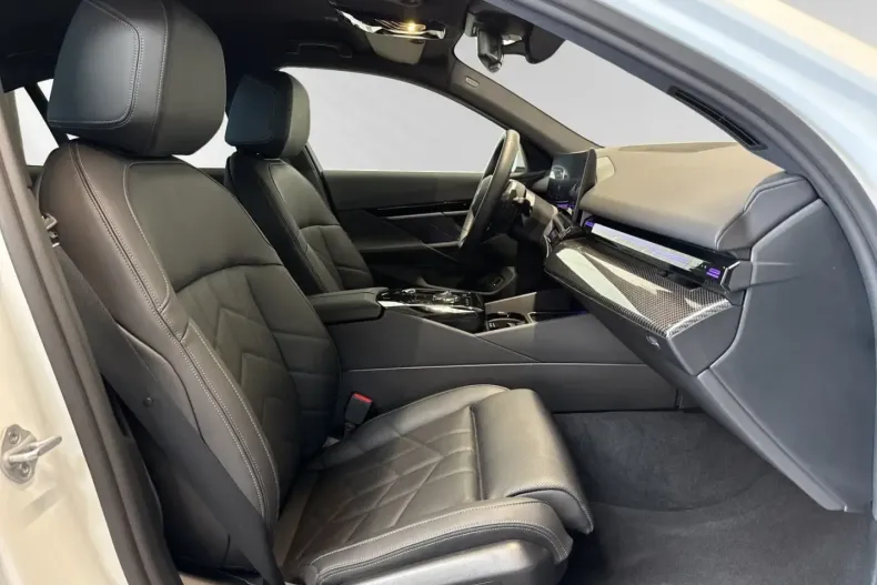 BMW 520 din 2024 cu 13.659 km - oferta BMW146496 - foto 7