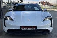 Porsche Taycan din 2021 cu 72.058 km - oferta POR146512 - foto 4