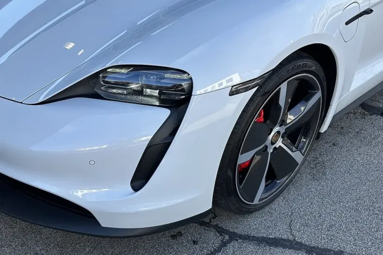 Porsche Taycan din 2021 cu 72.058 km - oferta POR146512 - foto 5