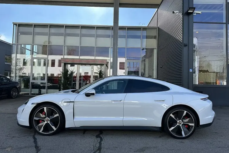 Porsche Taycan din 2021 cu 72.058 km - oferta POR146512 - foto 6