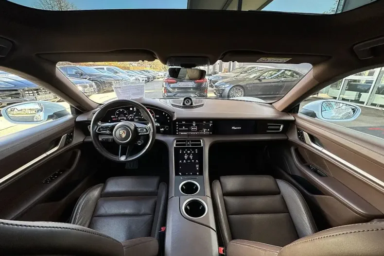 Porsche Taycan din 2021 cu 72.058 km - oferta POR146512 - foto 17