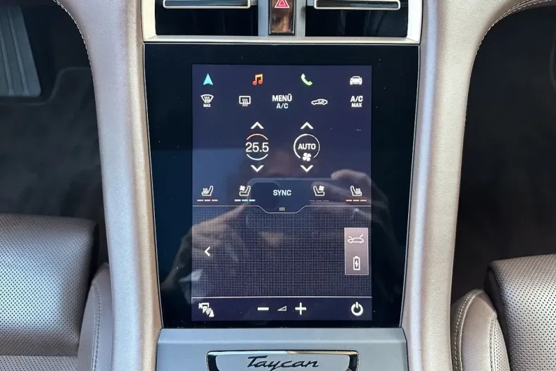 Porsche Taycan din 2021 cu 72.058 km - oferta POR146512 - foto 26
