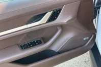 Porsche Taycan din 2021 cu 72.058 km - oferta POR146512 - foto 31