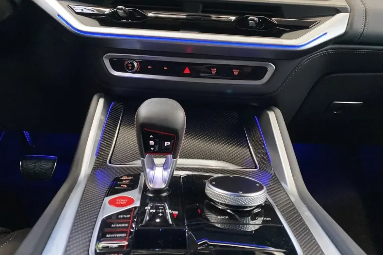 BMW XM din 2024 cu 20.140 km - oferta BMW146513 - foto 11