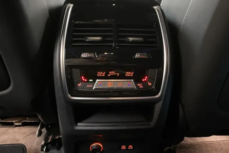 BMW XM din 2024 cu 20.140 km - oferta BMW146513 - foto 21