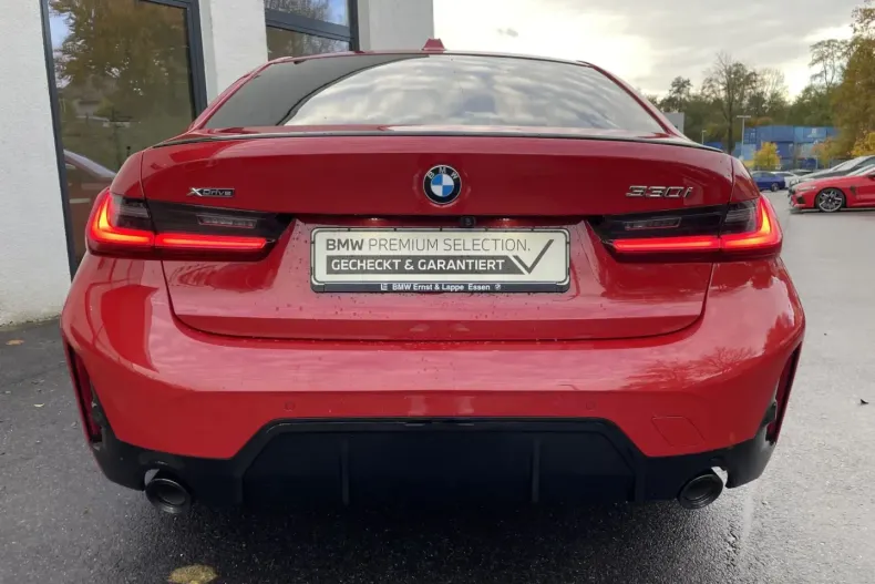 BMW 330 din 2024 cu 5.700 km - oferta BMW146520 - foto 2