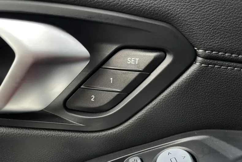 BMW 330 din 2024 cu 5.700 km - oferta BMW146520 - foto 20