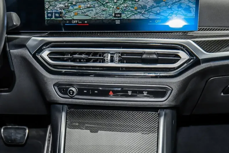 BMW 330 din 2024 cu 22.099 km - oferta BMW146522 - foto 14