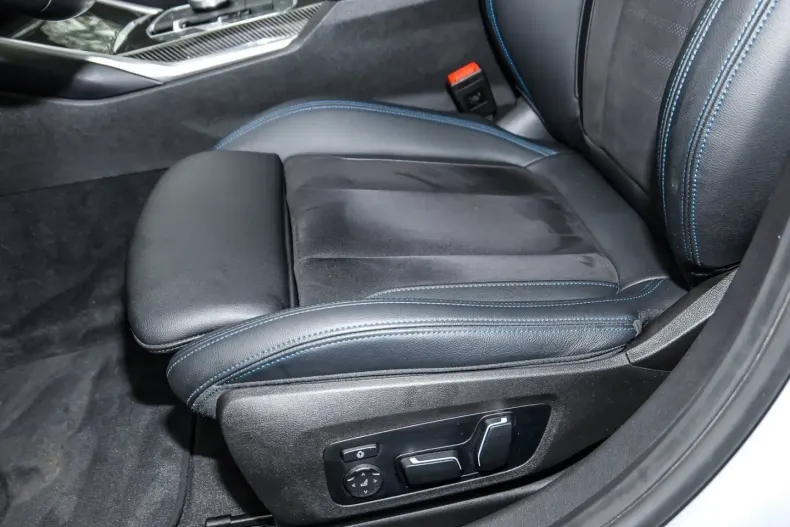 BMW 330 din 2024 cu 22.099 km - oferta BMW146522 - foto 21