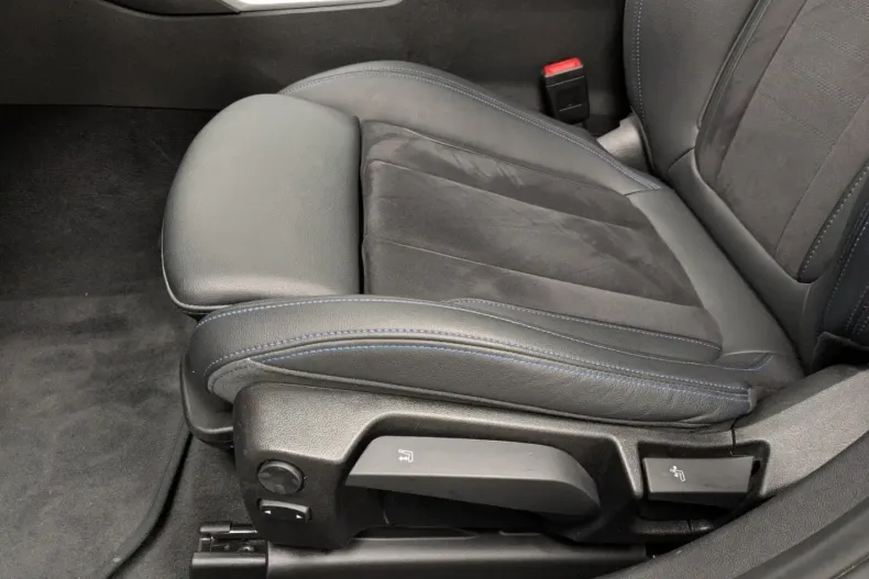 BMW 330 din 2024 cu 13.740 km - oferta BMW146524 - foto 12