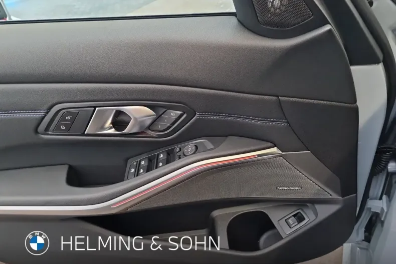 BMW 330 din 2024 cu 9.400 km - oferta BMW146525 - foto 17