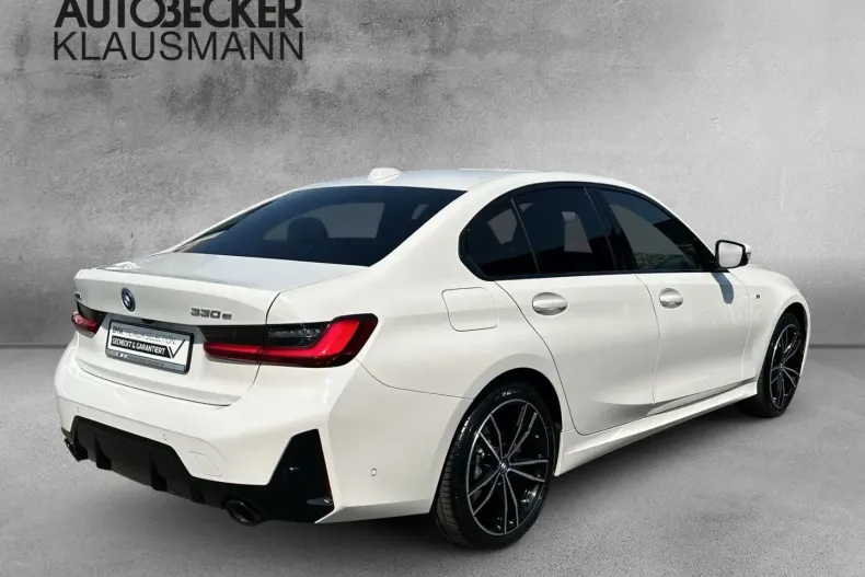 BMW 330 din 2024 cu 20.107 km - oferta BMW146526 - foto 2