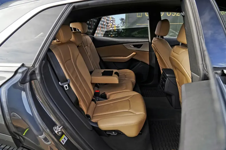 Audi Q8 din 2020 cu 93.000 km - oferta AUD146539 - foto 15