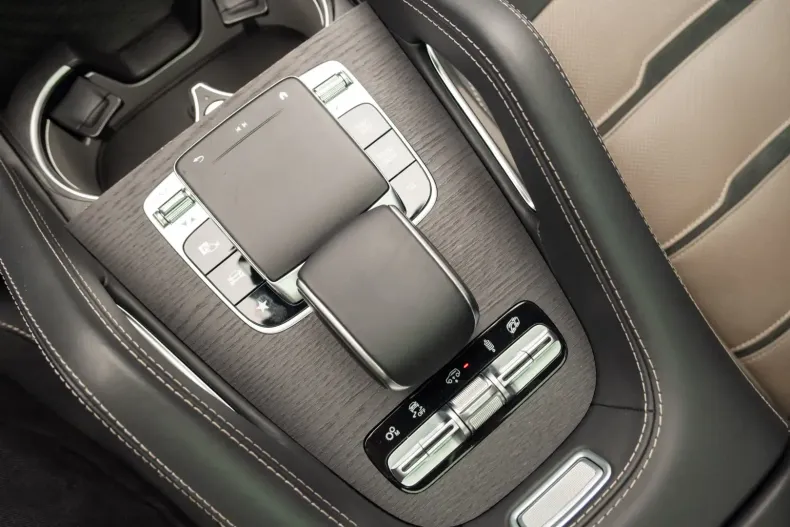 Mercedes-Benz GLE 53 AMG din 2021 cu 29.030 km - oferta MER146551 - foto 30