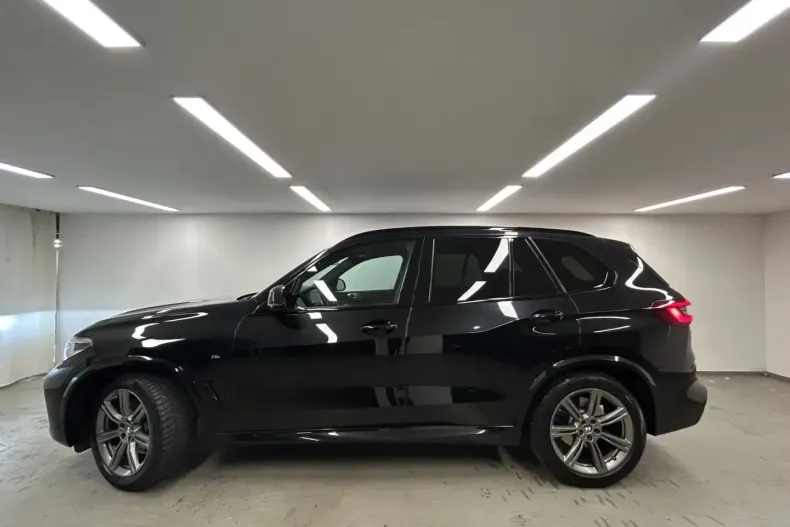 BMW X5 din 2023 cu 62.644 km - oferta BMW146556 - foto 2