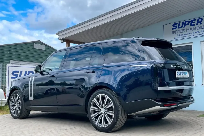 Land Rover Range Rover din 2023 cu 60.644 km - oferta LAN146557 - foto 2