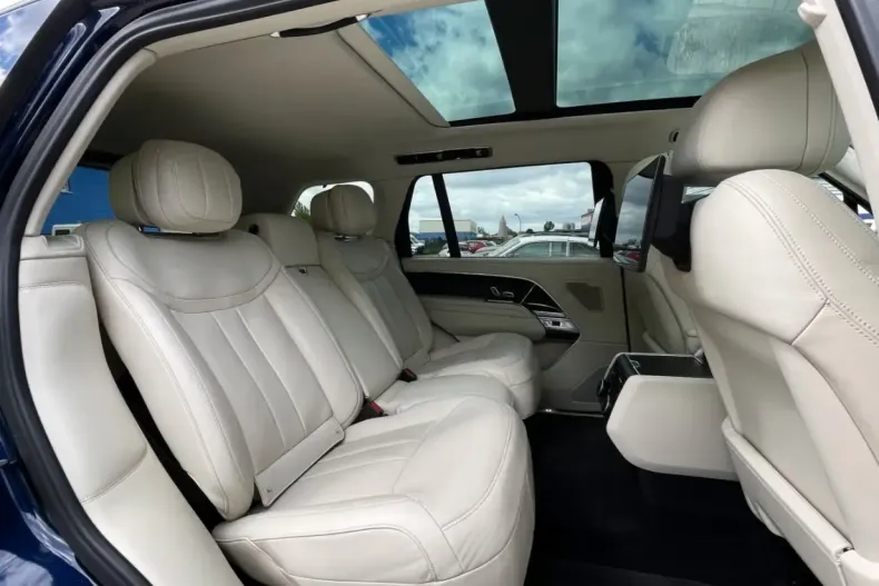 Land Rover Range Rover din 2023 cu 60.644 km - oferta LAN146557 - foto 15