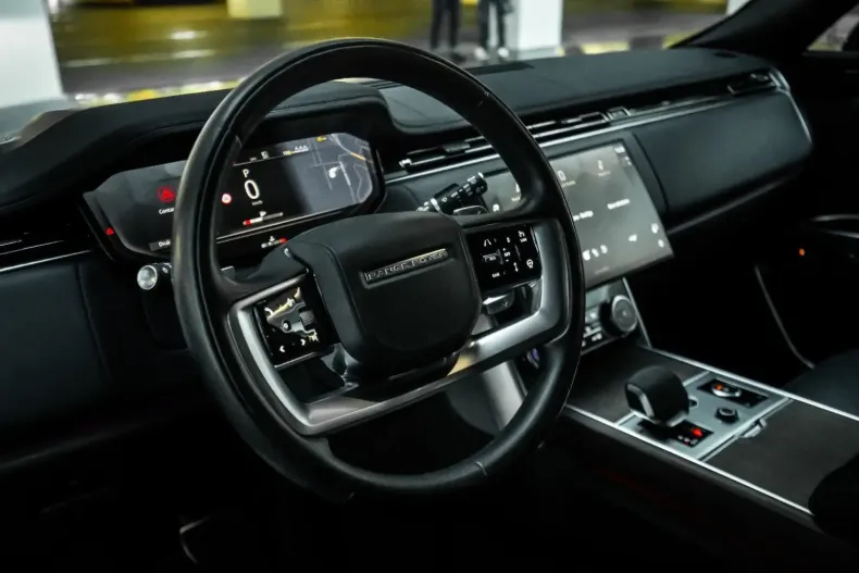 Land Rover Range Rover din 2023 cu 61.000 km - oferta LAN146558 - foto 19