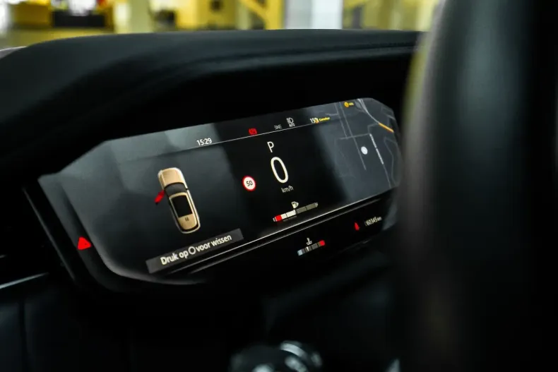 Land Rover Range Rover din 2023 cu 61.000 km - oferta LAN146558 - foto 24