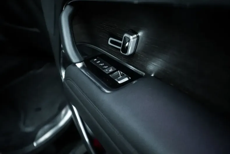 Land Rover Range Rover din 2023 cu 61.000 km - oferta LAN146558 - foto 34