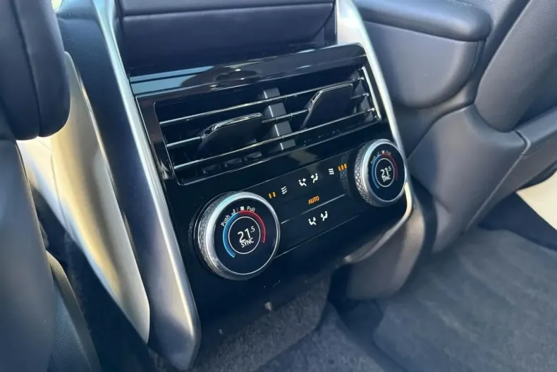 Land Rover Range Rover din 2024 cu 25.000 km - oferta LAN146560 - foto 17