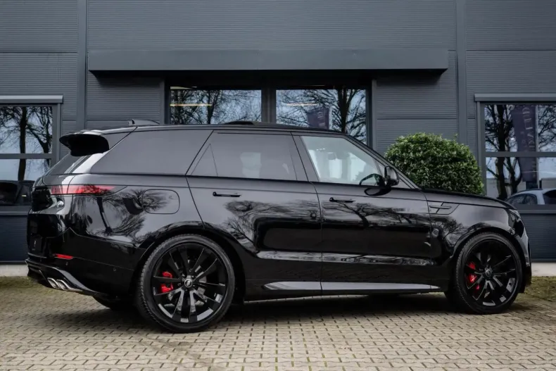 Land Rover Range Rover Sport din 2023 cu 5.997 km - oferta LAN146562 - foto 10