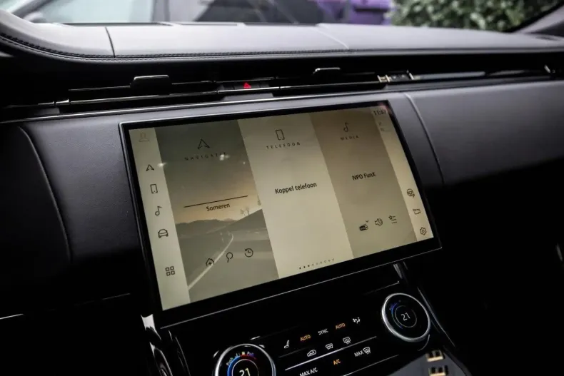 Land Rover Range Rover Sport din 2023 cu 5.997 km - oferta LAN146562 - foto 16