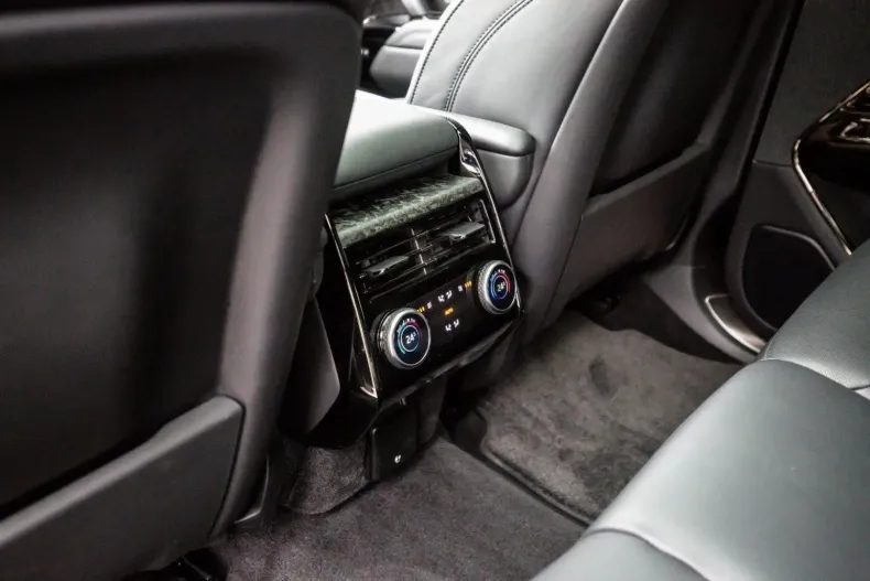 Land Rover Range Rover Sport din 2023 cu 5.997 km - oferta LAN146562 - foto 31