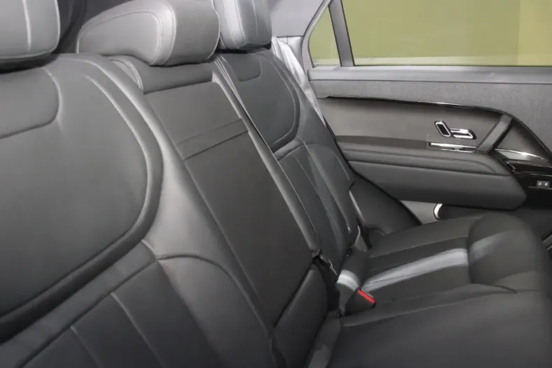 Land Rover Range Rover Sport din 2024 cu 18.900 km - oferta LAN146564 - foto 8