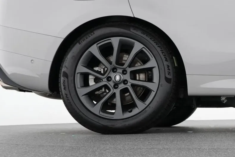 Land Rover Range Rover Sport din 2024 cu 6.520 km - oferta LAN146566 - foto 19