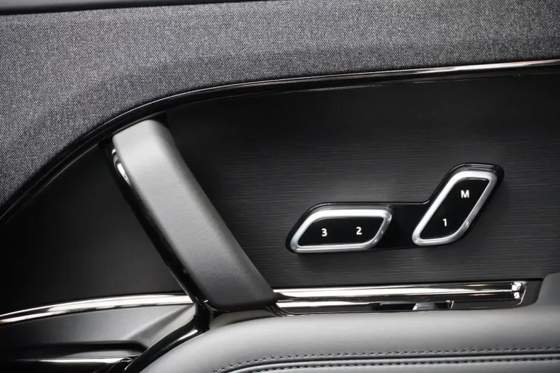 Land Rover Range Rover Sport din 2024 cu 9.999 km - oferta LAN146568 - foto 13