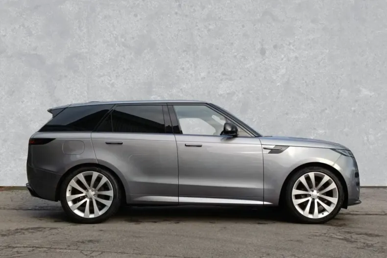 Land Rover Range Rover Sport din 2023 cu 15.889 km - oferta LAN146569 - foto 3