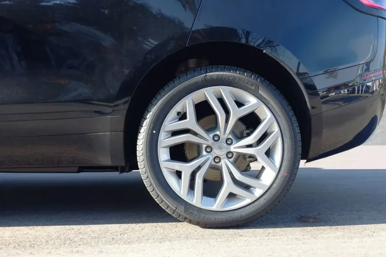 Land Rover Range Rover Velar din 2023 cu 13.000 km - oferta LAN146579 - foto 9