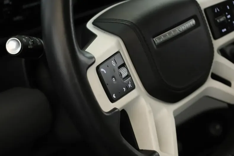 Land Rover Defender din 2023 cu 32.600 km - oferta LAN146580 - foto 15