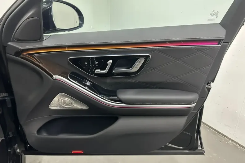 Mercedes-Benz S 580 din 2023 cu 3.500 km - oferta MER146581 - foto 19