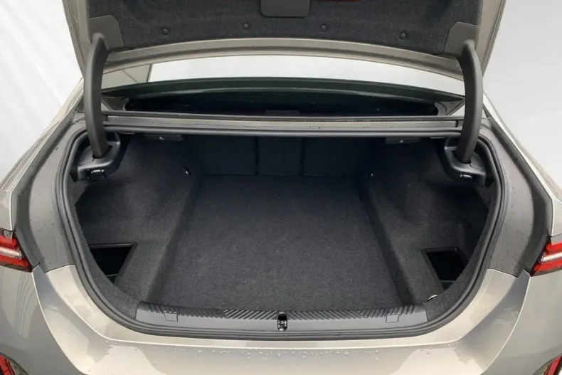 BMW 520 din 2025 cu 24.673 km - oferta BMW146590 - foto 11