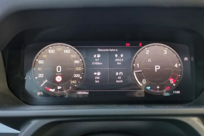 Land Rover Defender din 2023 cu 35.137 km - oferta LAN146593 - foto 12