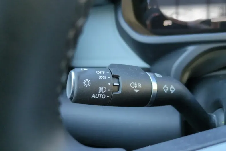 Land Rover Defender din 2023 cu 35.137 km - oferta LAN146593 - foto 14