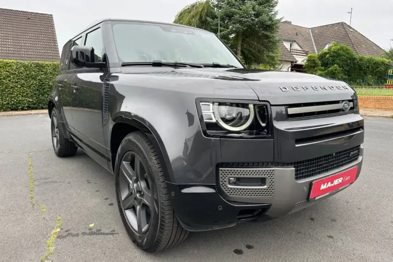 Land Rover Defender din 2023 cu 53.969 km - oferta LAN146594 - foto 1