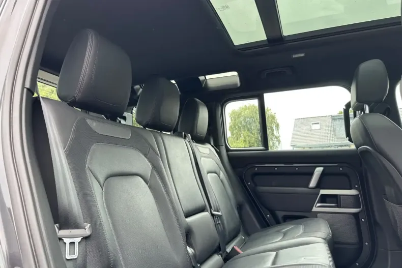 Land Rover Defender din 2023 cu 53.969 km - oferta LAN146594 - foto 21